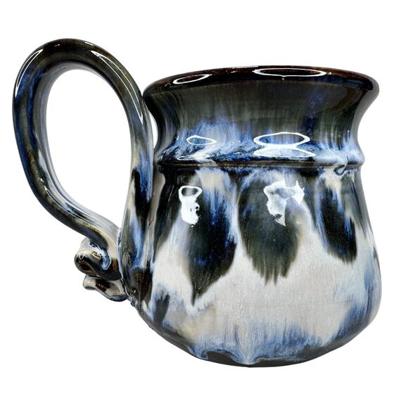 Hand Thrown Pottery‎ Mug Oversized Sculpted Handle Blue & Black Drip Glaze 16 Oz - Picture 8 of 13